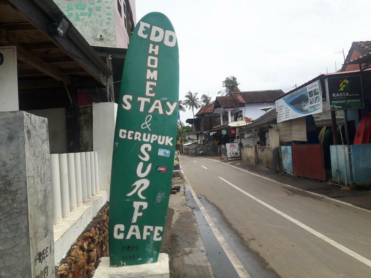 Edo Homestay & Restaurant Kuta  Exterior photo